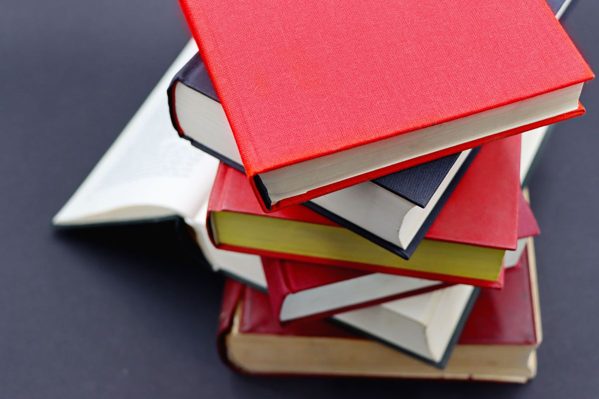 Wire binding for documents